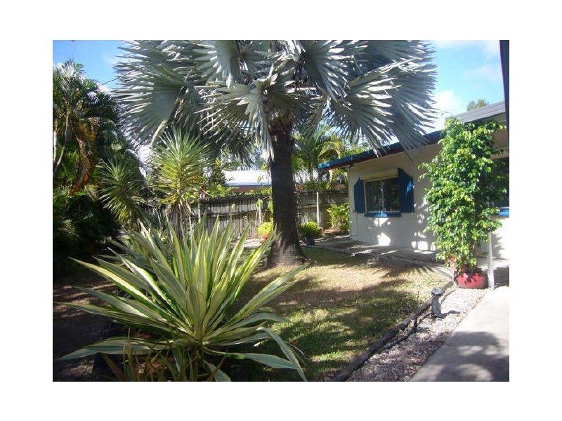 3 Hood Street, Trinity Park QLD 4879