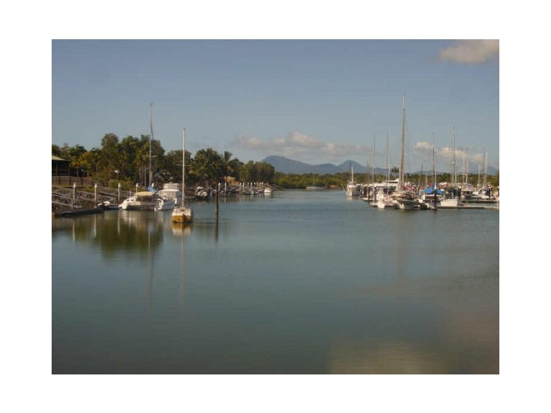 3 Hood Street, Trinity Park QLD 4879