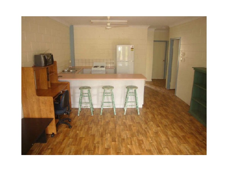 8/520 Varley Street, Yorkeys Knob QLD 4878