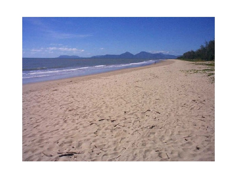 55 Best Street, Yorkeys Knob QLD 4878