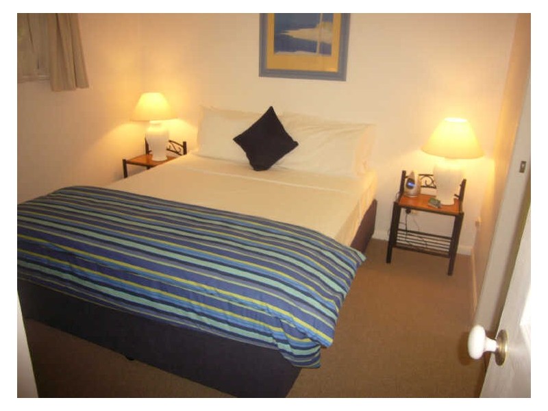 2/61 Sims Esplanade, Yorkeys Knob QLD 4878