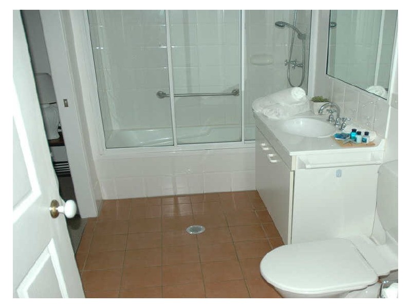 2/61 Sims Esplanade, Yorkeys Knob QLD 4878