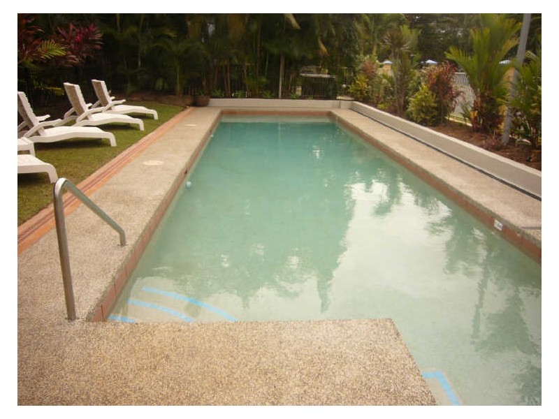 2/61 Sims Esplanade, Yorkeys Knob QLD 4878