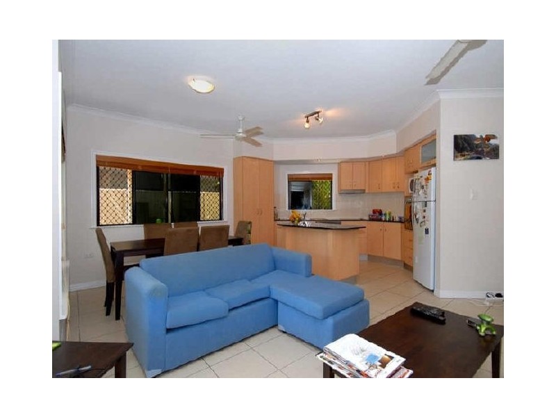 1/11 Rutherford Street, Yorkeys Knob QLD 4878