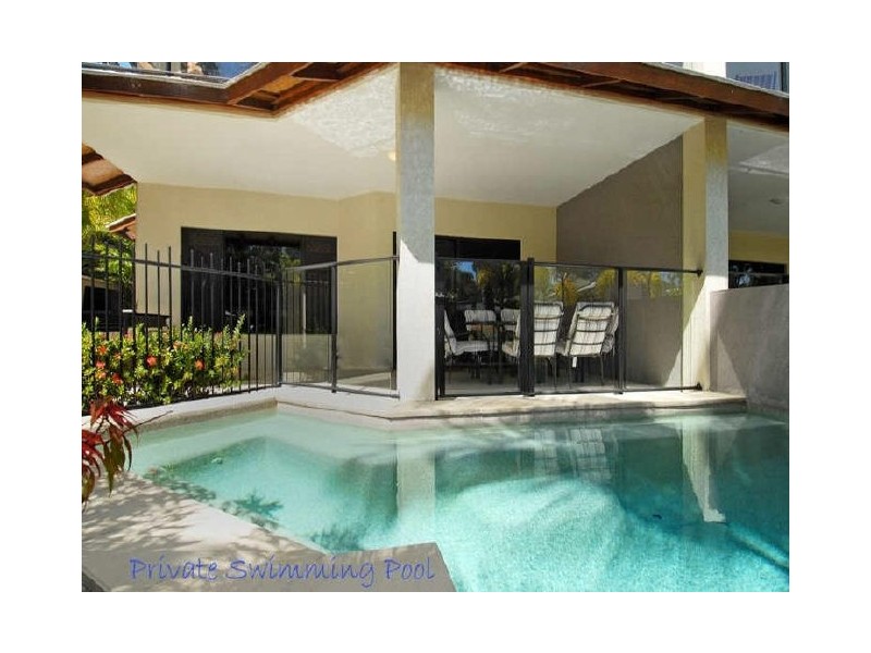 1/11 Rutherford Street, Yorkeys Knob QLD 4878