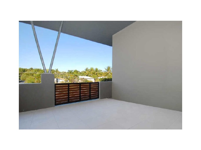 521-525 Varley Street, Yorkeys Knob QLD 4878