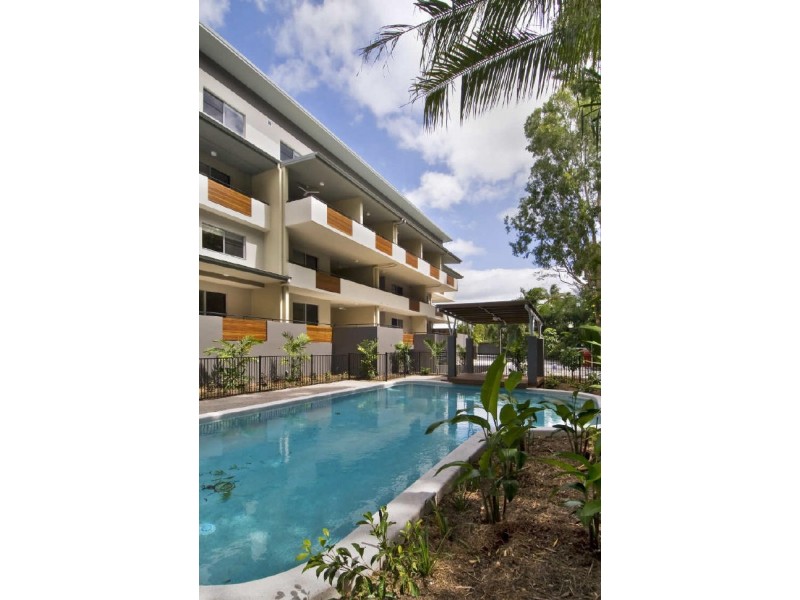 521-525 Varley Street, Yorkeys Knob QLD 4878