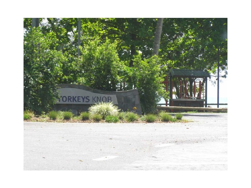 26/1 Ray Street, Yorkeys Knob QLD 4878