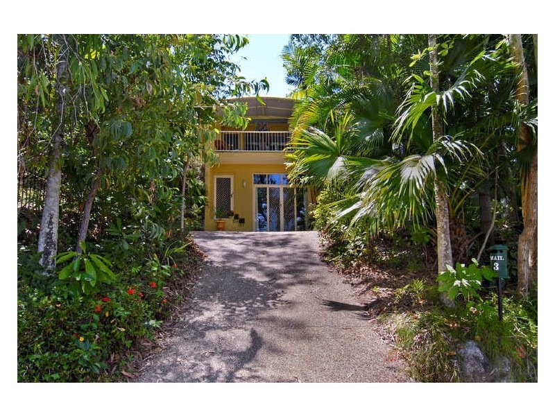 3 Oliva Street, Palm Cove QLD 4879