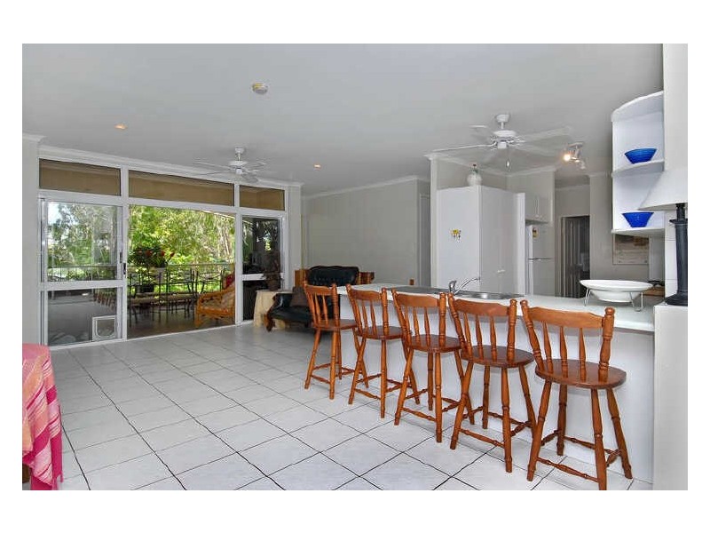 3 Oliva Street, Palm Cove QLD 4879