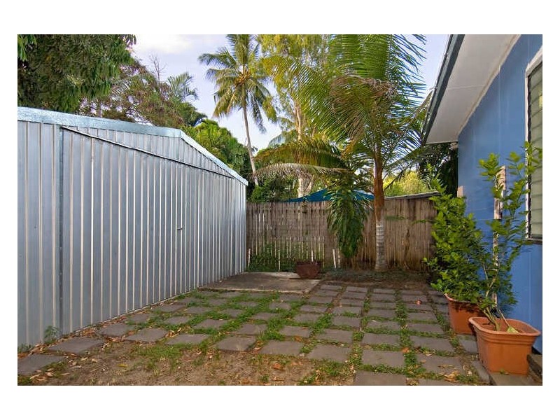 65 Cunningham Street, Yorkeys Knob QLD 4878