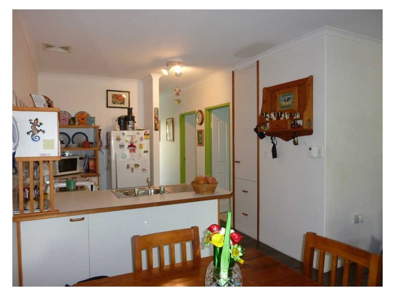 2/1 Baronia Crescent, Holloways Beach QLD 4878