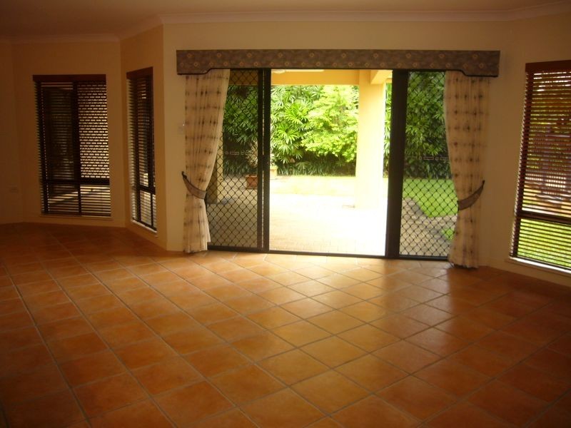 17 Quadrio Crescent, Brinsmead QLD 4870