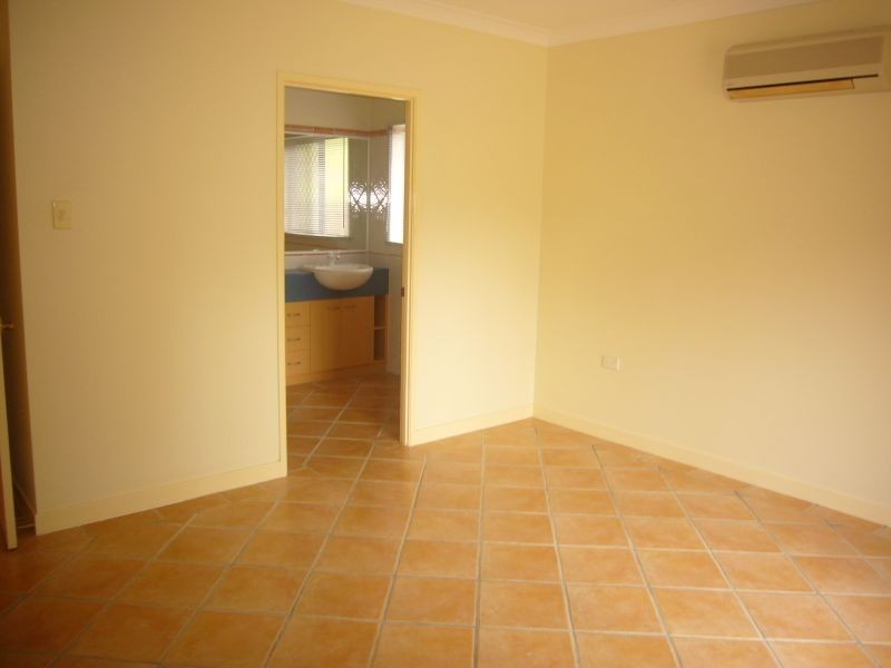 17 Quadrio Crescent, Brinsmead QLD 4870