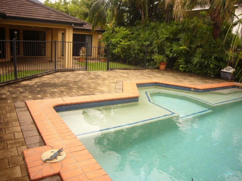 17 Quadrio Crescent, Brinsmead QLD 4870