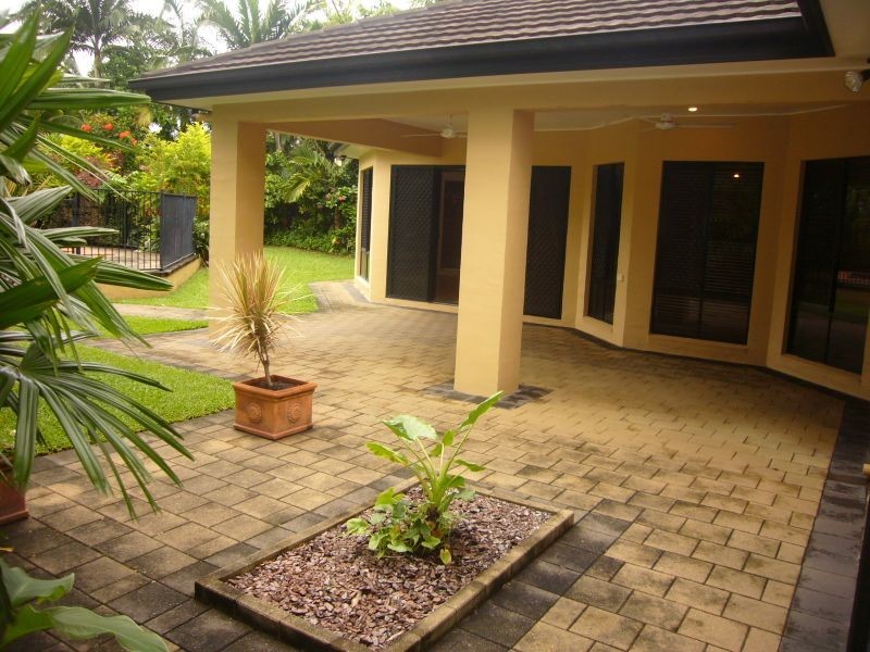 17 Quadrio Crescent, Brinsmead QLD 4870