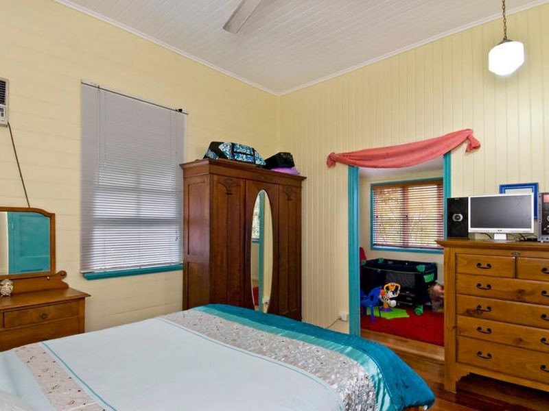 6A McKenzie Street, Cairns North QLD 4870