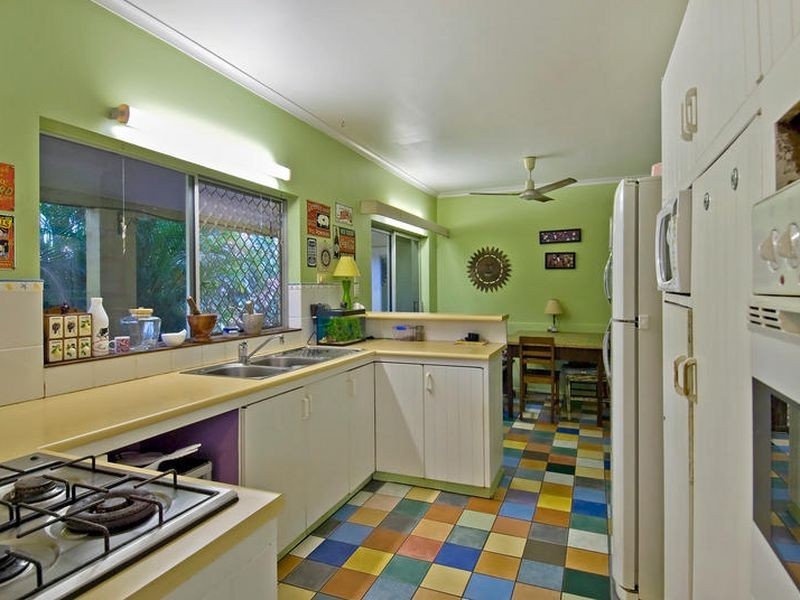 10 Metric Close, Smithfield QLD 4878