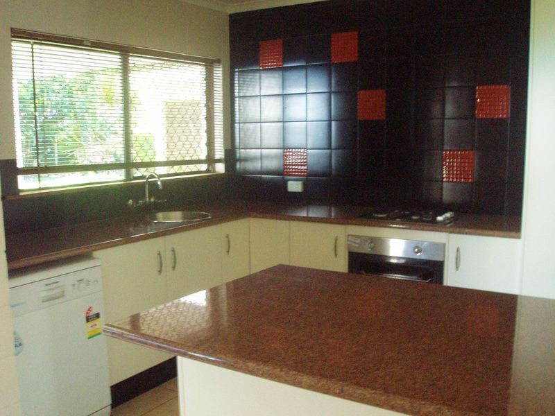 42 Madang Street, Trinity Beach QLD 4879