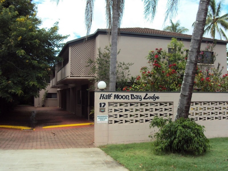 4/17 Rutherford Street, Yorkeys Knob QLD 4878