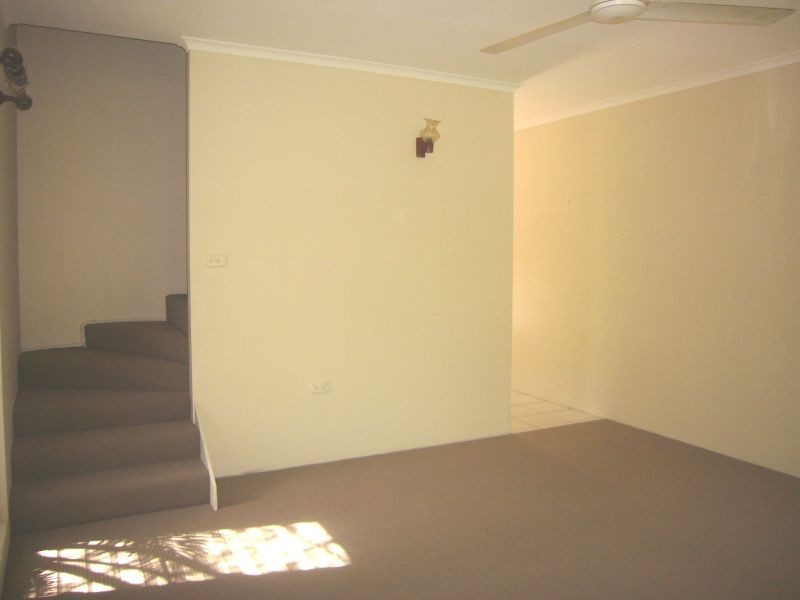 4/17 Rutherford Street, Yorkeys Knob QLD 4878