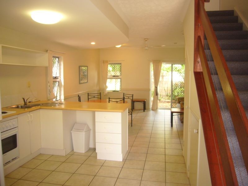 6/13 Rutherford Street, Yorkeys Knob QLD 4878