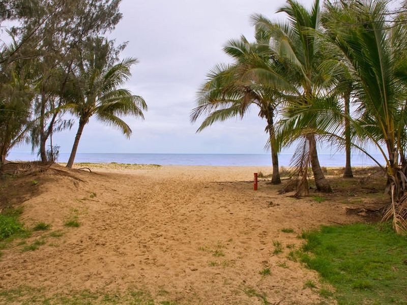 4/29 Sims Esplanade, Yorkeys Knob QLD 4878