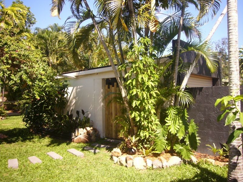 Yorkeys Knob QLD 4878