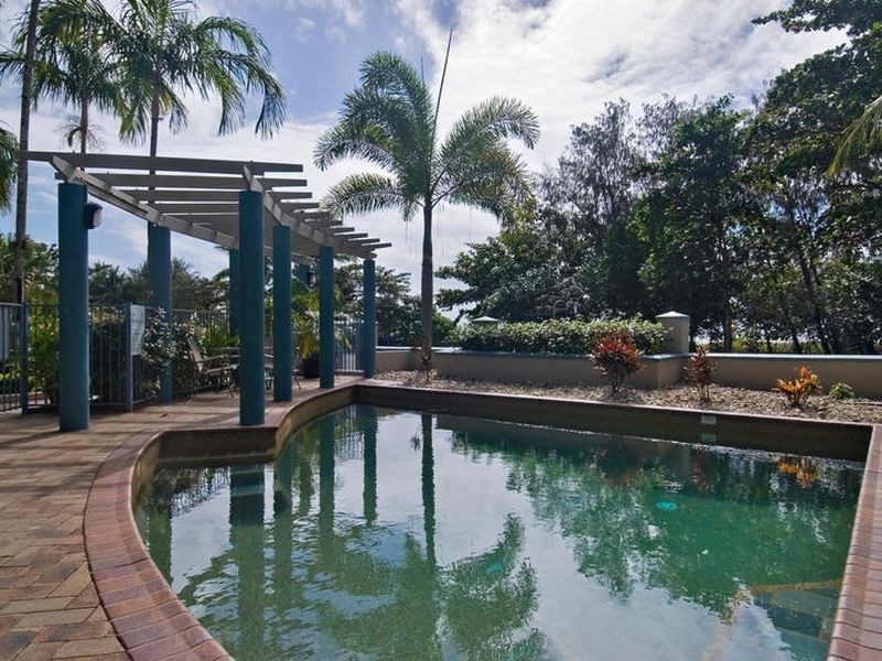 5/75 Sims Esplanade, Yorkeys Knob QLD 4878