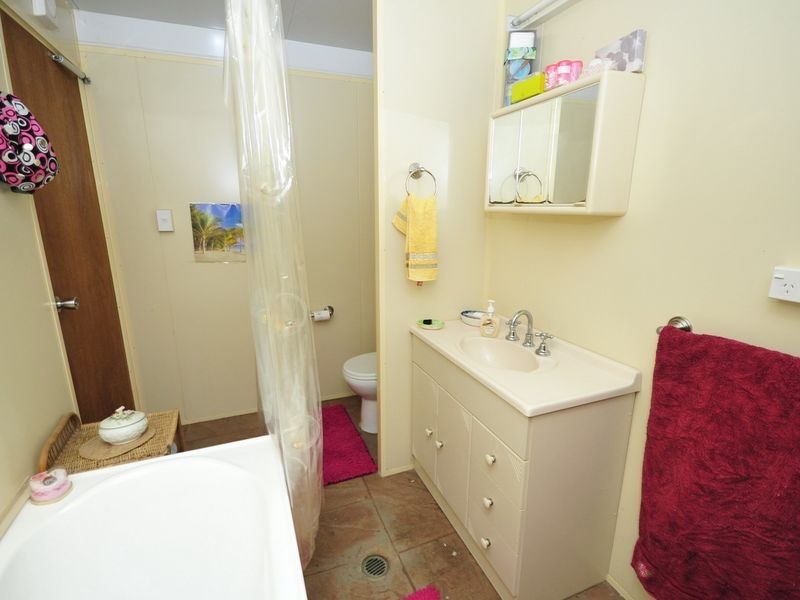 432 Varley Street, Yorkeys Knob QLD 4878