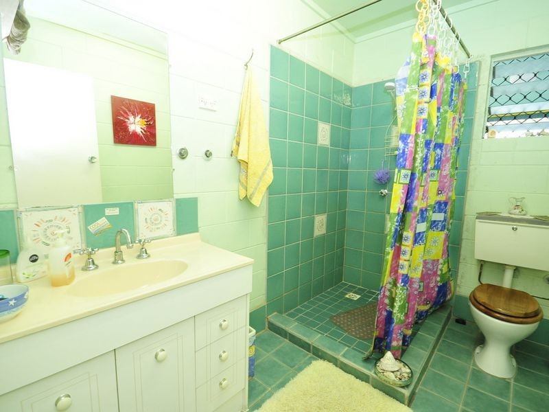 432 Varley Street, Yorkeys Knob QLD 4878