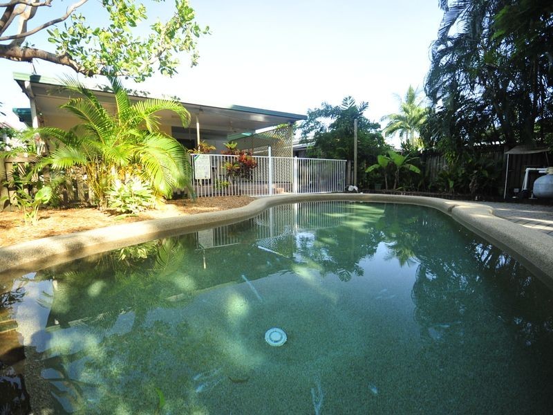432 Varley Street, Yorkeys Knob QLD 4878