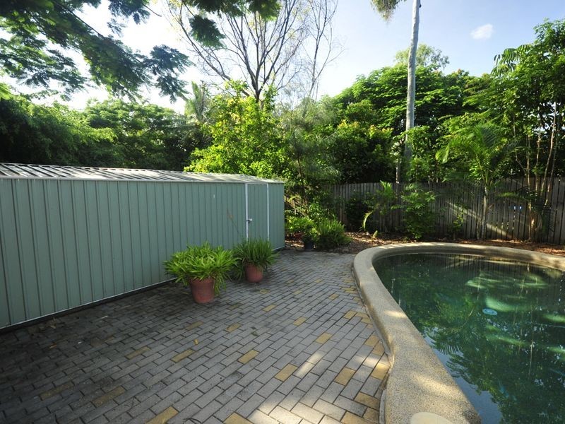 432 Varley Street, Yorkeys Knob QLD 4878