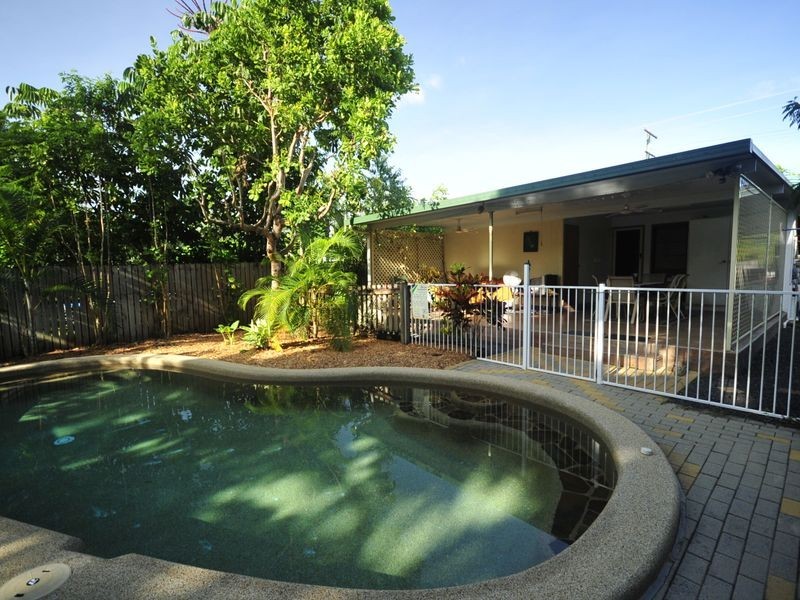 432 Varley Street, Yorkeys Knob QLD 4878