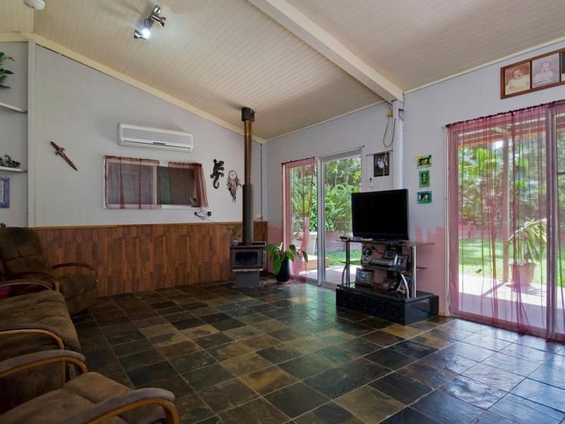 37 Gregory Terrace, Kuranda QLD 4881