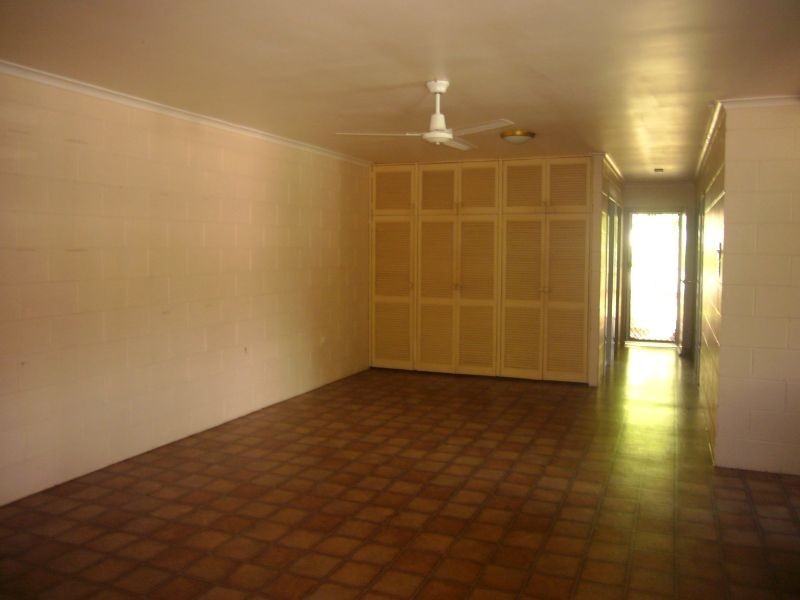 7 Golf Street, Yorkeys Knob QLD 4878