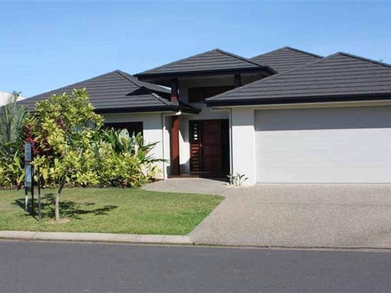 7 Bushlark Place, Smithfield QLD 4878
