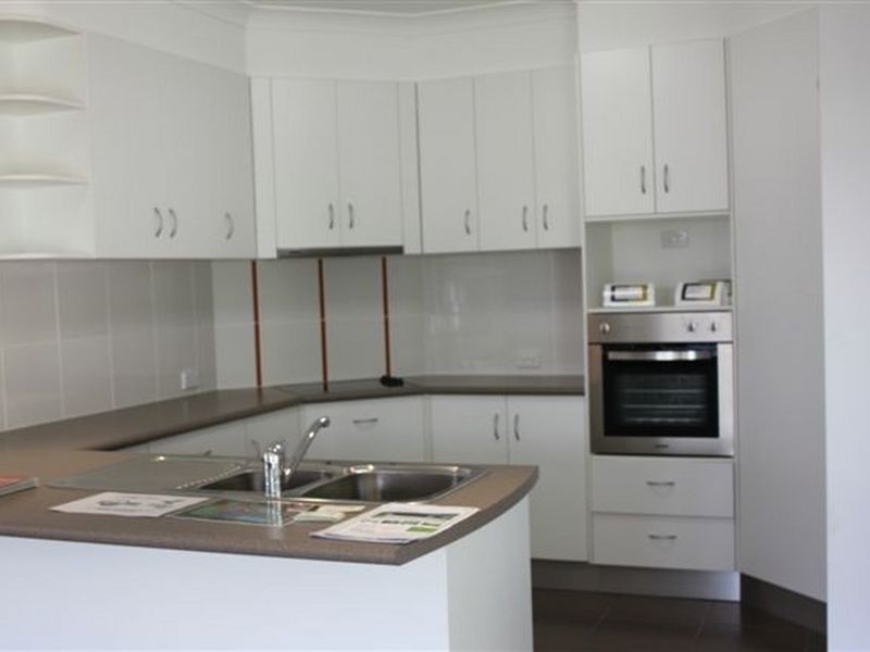 13 Bushlark Place, Smithfield QLD 4878