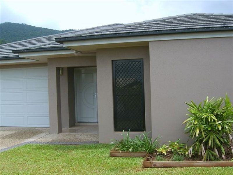 12 Bushlark Place, Smithfield QLD 4878