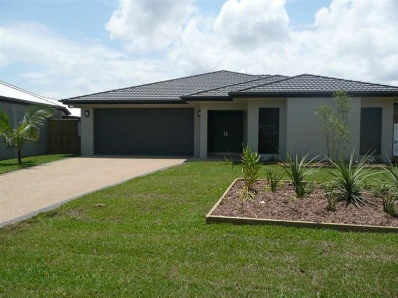 12 Bushlark Place, Smithfield QLD 4878