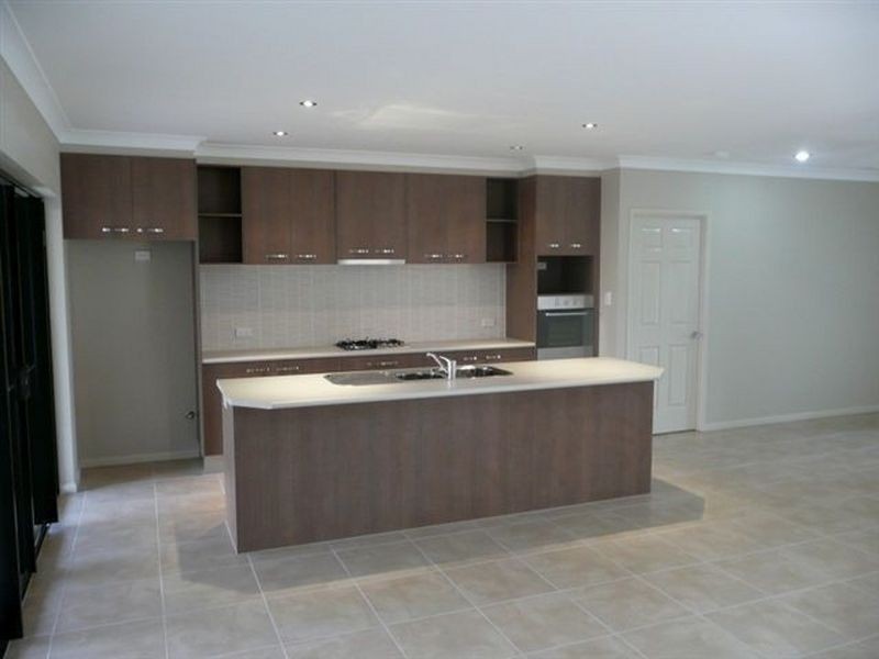 12 Bushlark Place, Smithfield QLD 4878