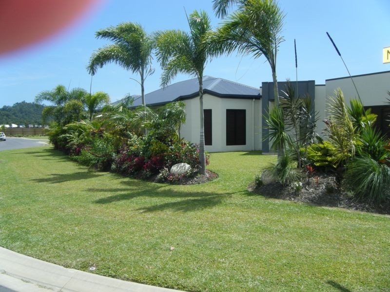 36 Redcap Bend, Trinity Park QLD 4879