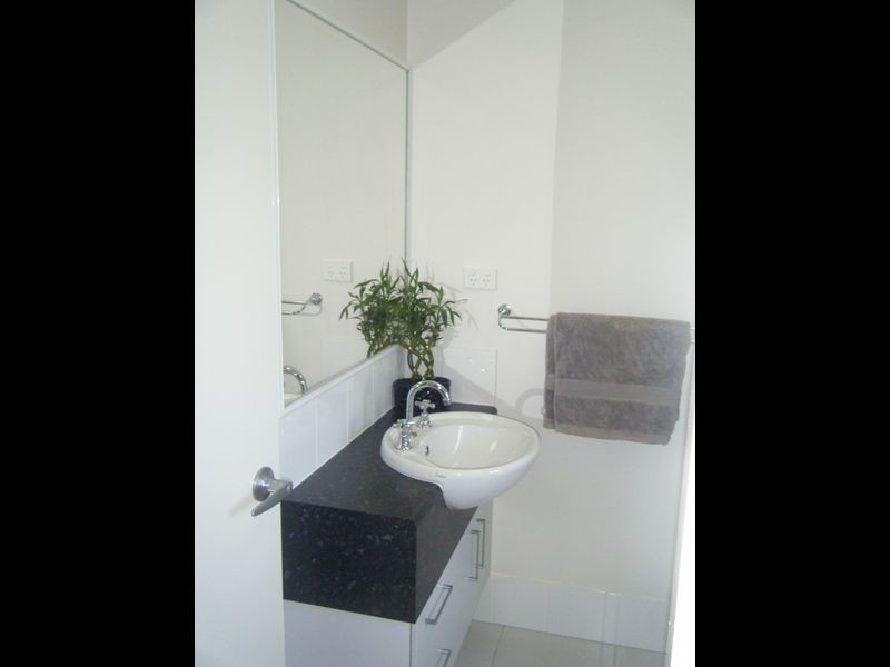 36 Redcap Bend, Trinity Park QLD 4879