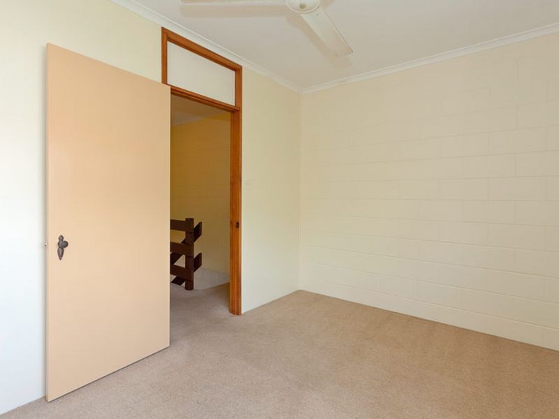 5/15 Rutherford Street, Yorkeys Knob QLD 4878