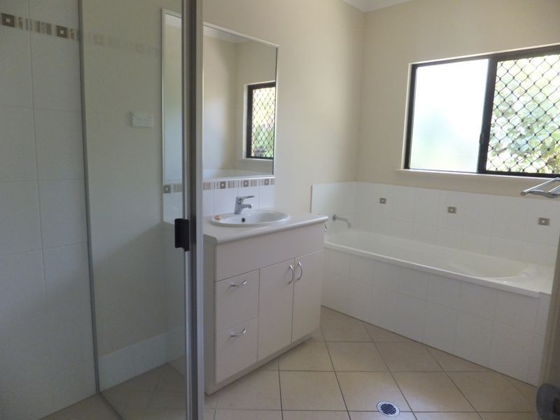 5 Franklin Close, Clifton Beach QLD 4879