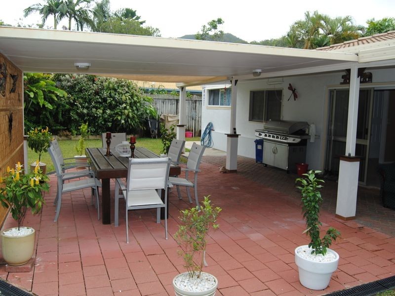 13 Stanton Road, Smithfield QLD 4878