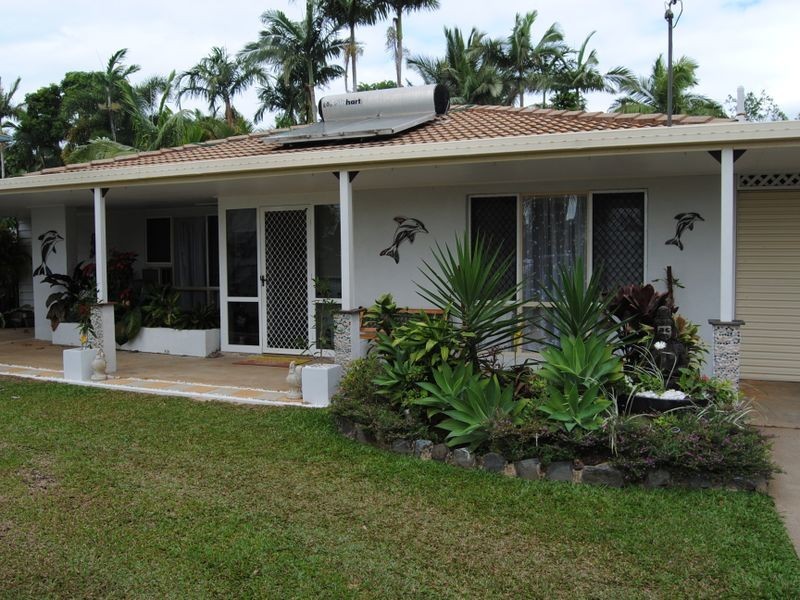 13 Stanton Road, Smithfield QLD 4878