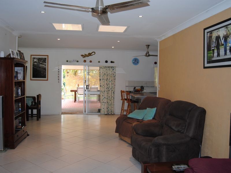 13 Stanton Road, Smithfield QLD 4878
