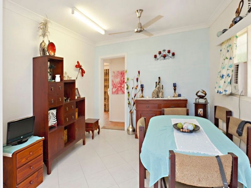13 Stanton Road, Smithfield QLD 4878
