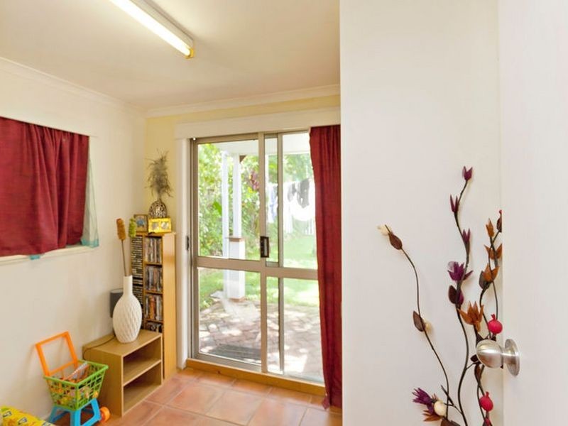 13 Stanton Road, Smithfield QLD 4878
